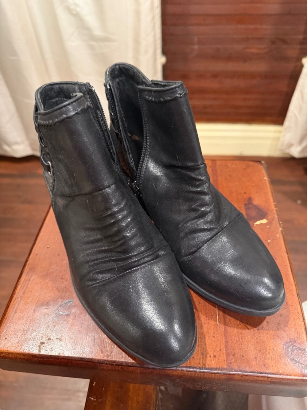 Baretraps booties